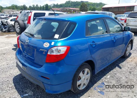 2009 Toyota Matrix S z USA, uszkodzony, nr VIN 2T1KE40E19C002453